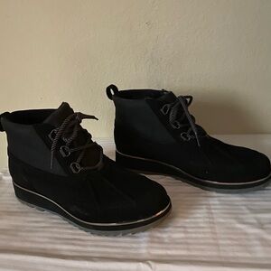 Vionic Black Ankle Boots with Gray Accents